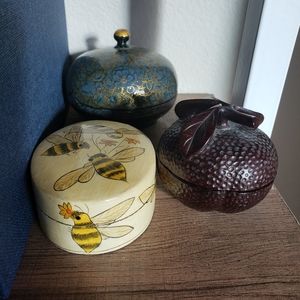 3 trinket boxes